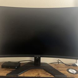 Gaming monitor - Gigabyte G32QC Advanced