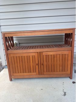 Wooden Storage Cabinet (Indoor/Outdoor)