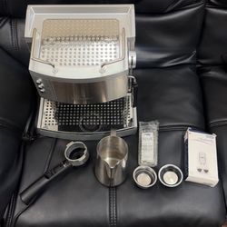 De’Longhi coffee Machine ☕️