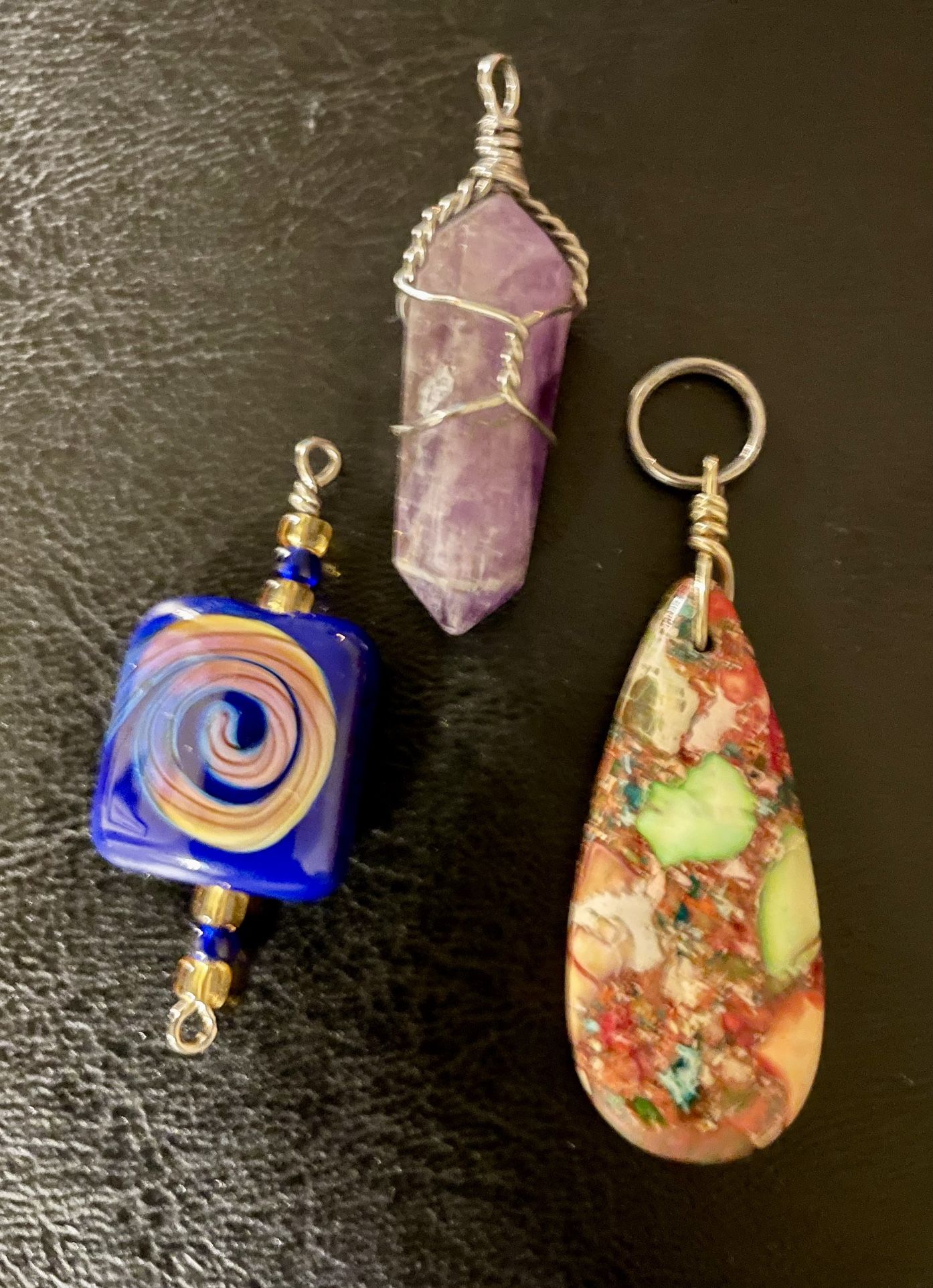 Pendants. 3 For $3