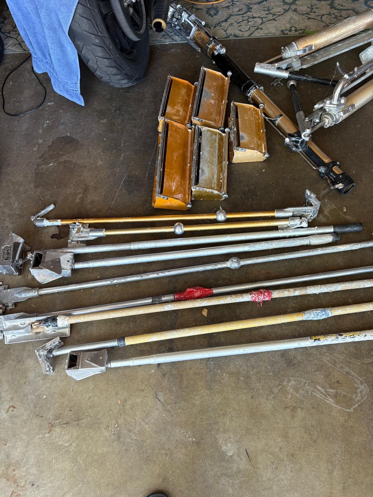 taping tools set