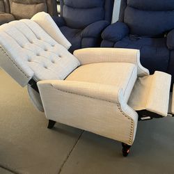 Winged Back Recliner