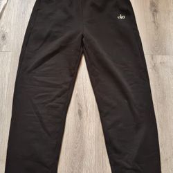 Black Alo yoga men’s pants 