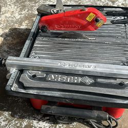Tile saw