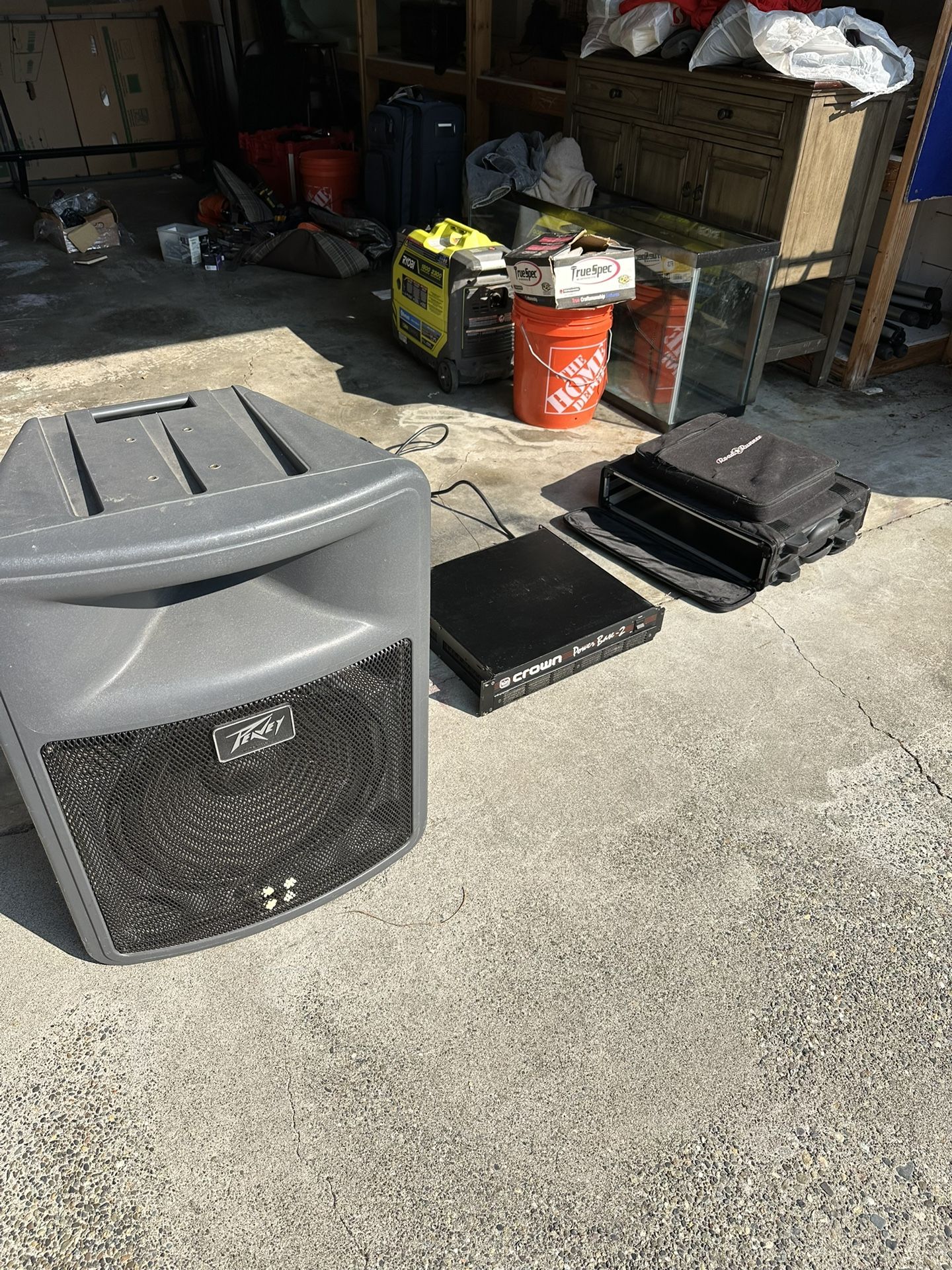 Peavey PA Speaker With Crown Preamp