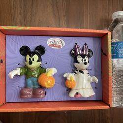 Disney Mickey Minnie Salt Pepper Shakers Halloween