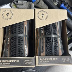 Specialized Pathfinders Gravel Tire