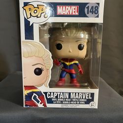 Funko Pop! Captain Marvel Bobblehead #148