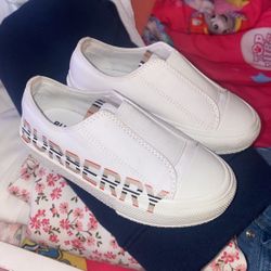 Toddler Burberry Shoes  Size 25 9 In Toddler Girl