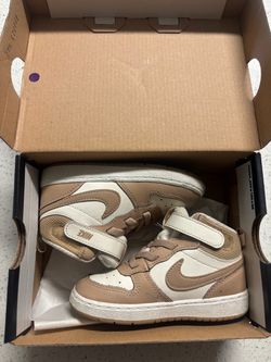 Nike Toddler Mid-Top Sneakers