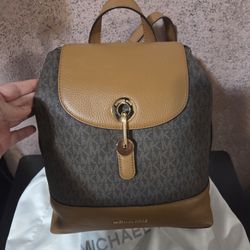 Michael Kors Raven Medium Backpack