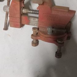 Bench Vise