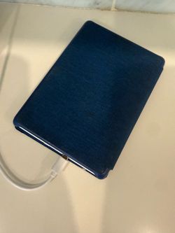 Kindle E-Reader with Blue Fabric Case