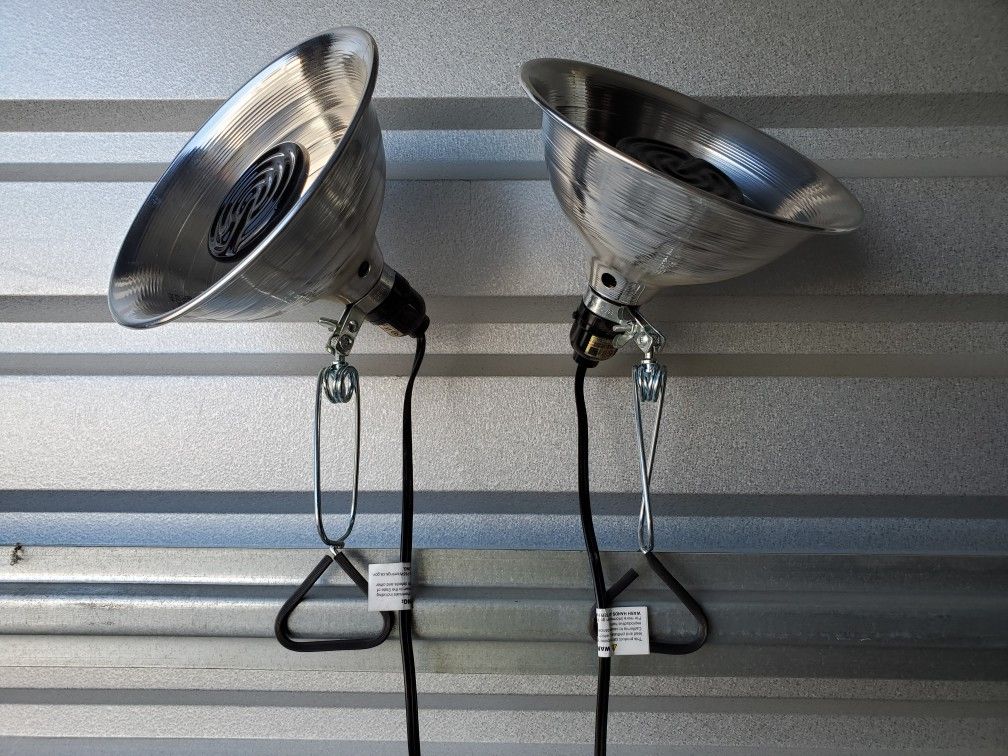 GARDEN GROW LAMPS (2)