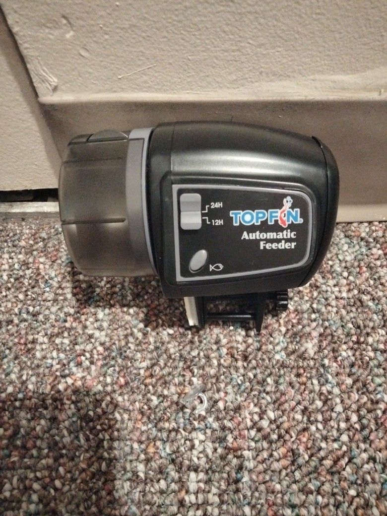 Automatic Fish Feeder
