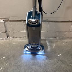 Shark Powered Lift Away Rotator Vacuum Professional Vacuum 