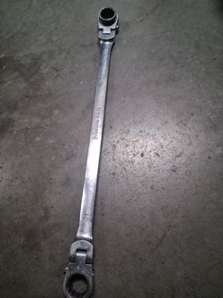 ratcheting flex head wrench