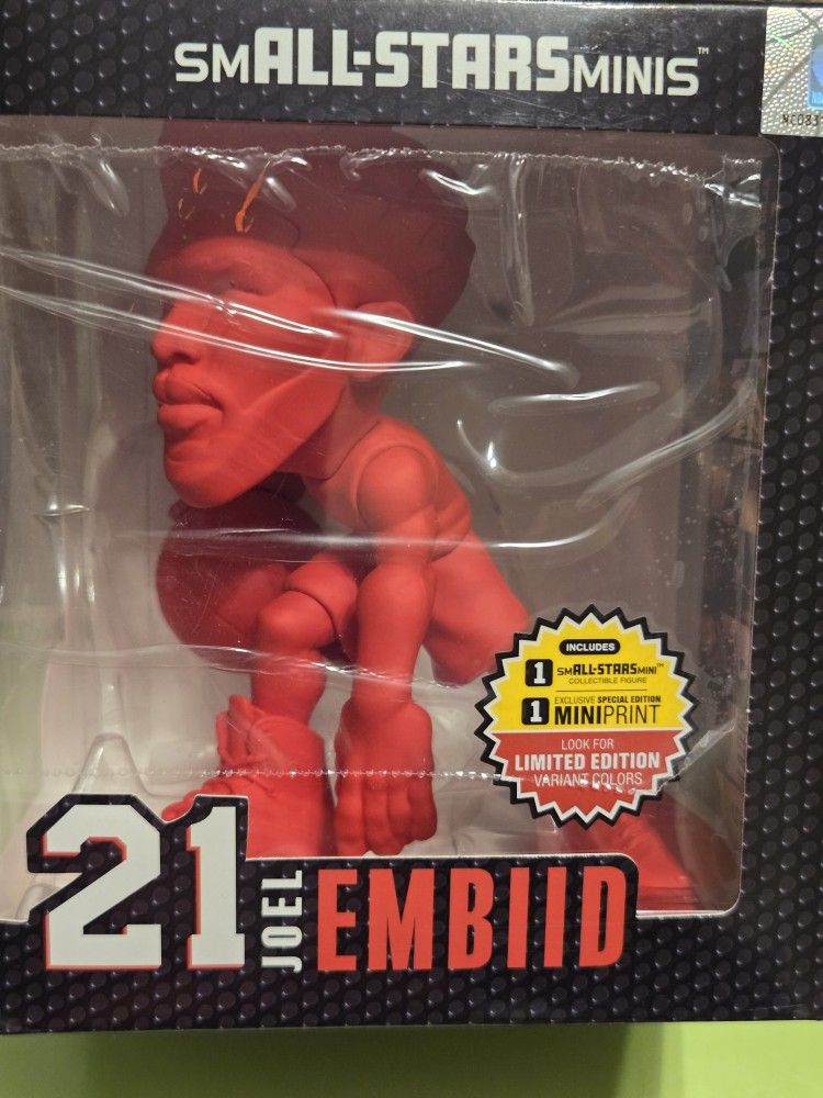 Philadelphia 76ers Joel Embiid RARE CHASE RED LIMITED EDITION Collectible Figure