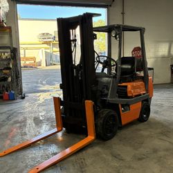 Toyota Forklift 5000lb 