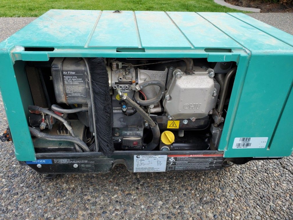 Cummins onan generator rv toyhauler rv qg 4000 evap for Sale in Sumner