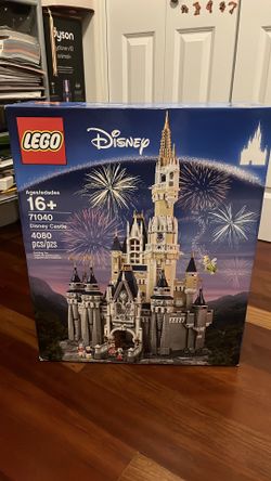 71040 RETIRED Disney Castle LEGO