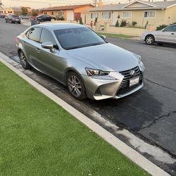 2018 Lexus IS 300