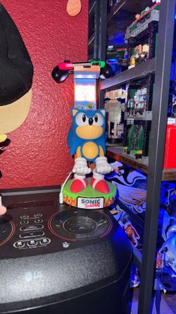 Sonic Remote Holder With Lights 