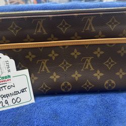 Louis Vuitton Handbag 