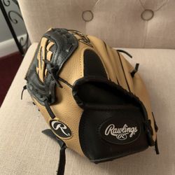 Rawlings Lefty Kids Baseball Glove