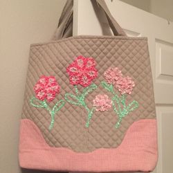 Quilt tote bag-hand made. New-never used. Great gift!