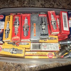 45 assorted dirtbike spark plugs *Unopened*
