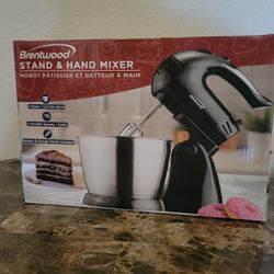 Brentwood Stand & Hand Mixer