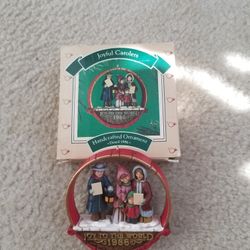 1986 Hallmark Christmas Keepsake Ornament "Joyful Carolers"