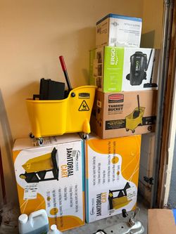 NEW Commercial Cleaning Equipment & Supplies – Complete Lot