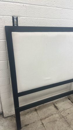 Twin bed headboard