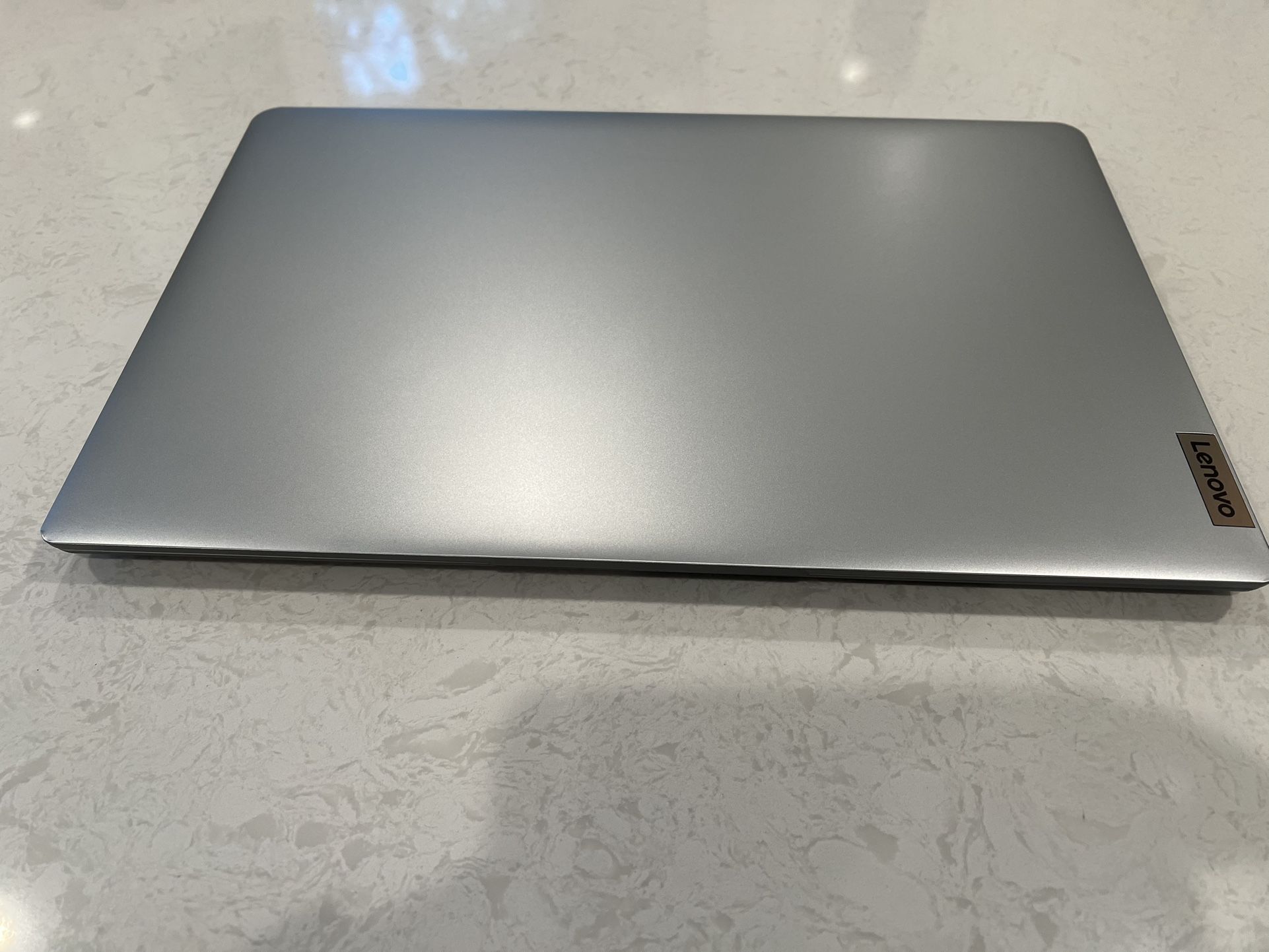 💻 Lenovo IdeaPad 1 15IJL7 – Like New, Still Under Warranty
