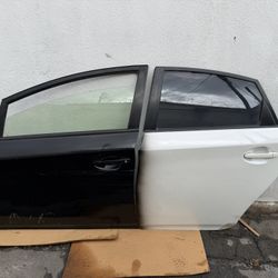2010 2015 Toyota Prius Left Side Door OEM 
