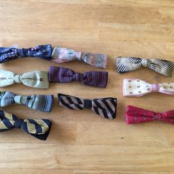 Vintage Bow Ties (clip)