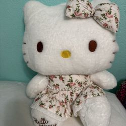 Giant Hello Kitty