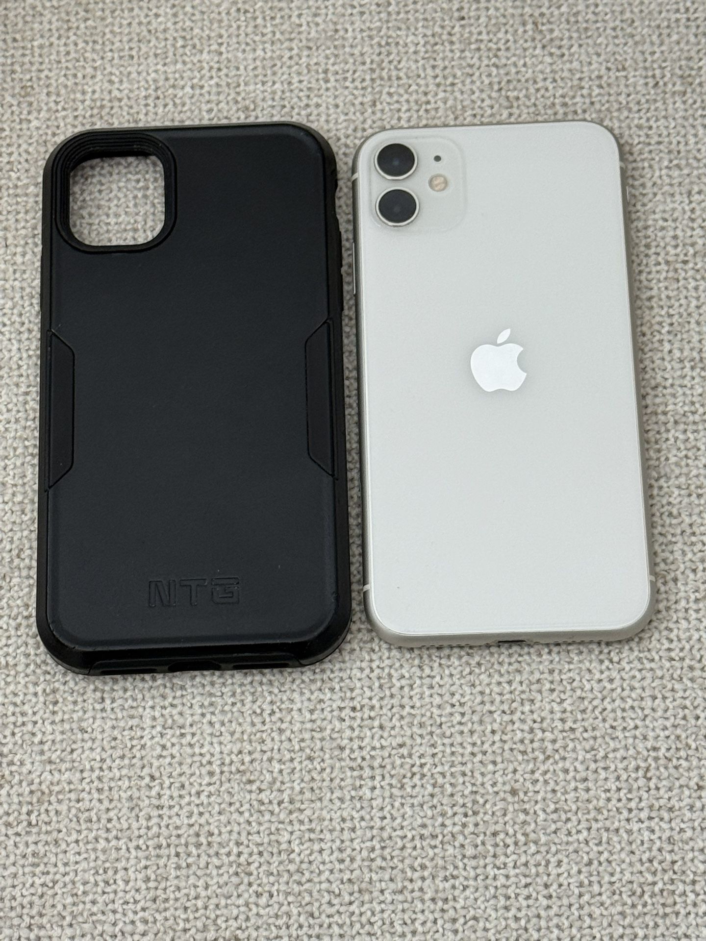 IPHONE 11 128 GB UNLOCKED