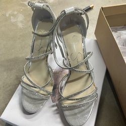 Jessica Simpson Silver Strappy Sandal 6.5