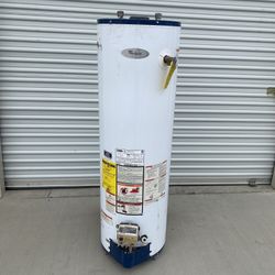 40 Gallon Water Heater