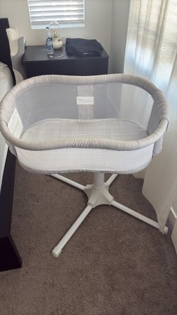 Halo bassinet