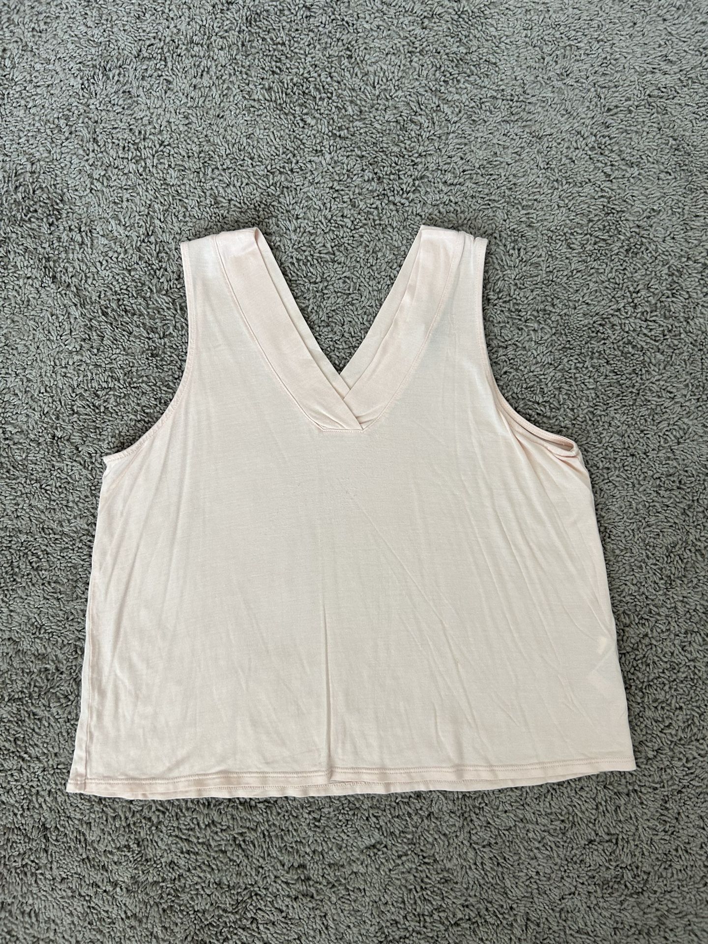 Banana Republic Shirt Size S Women’s Light Coral Pink Color