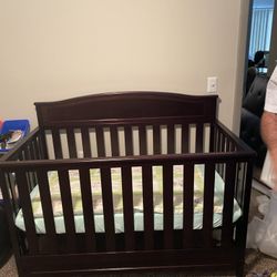 Crib- brown 