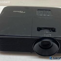 Optoma S334e SVGA Projector with 3800 Lumens And Brand New Lamp w/only 10 Hours On It