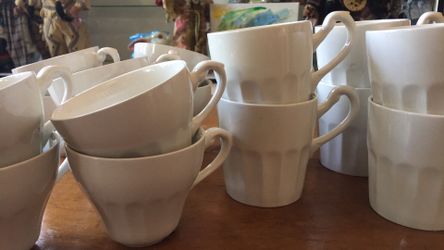 J & G Meakin England Classic White Swirl Ironstone