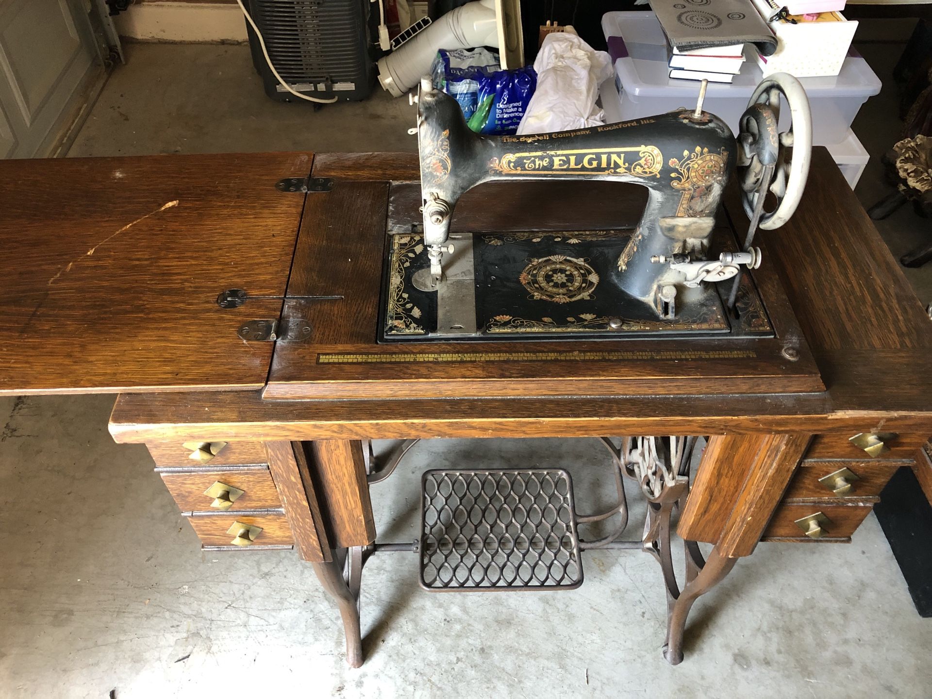 ANTIQUE “The Elgin” Sewing Machine!