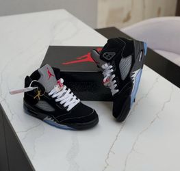 Jordan 5’s Metallic