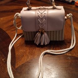 CUTE PINK TASSEL PURSE